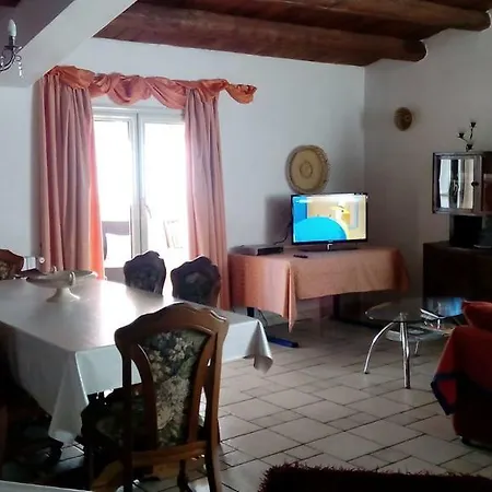 Holiday home Casa Vacanze - Attico Doris